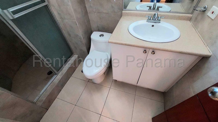 Apartment for Rent in Green Park
